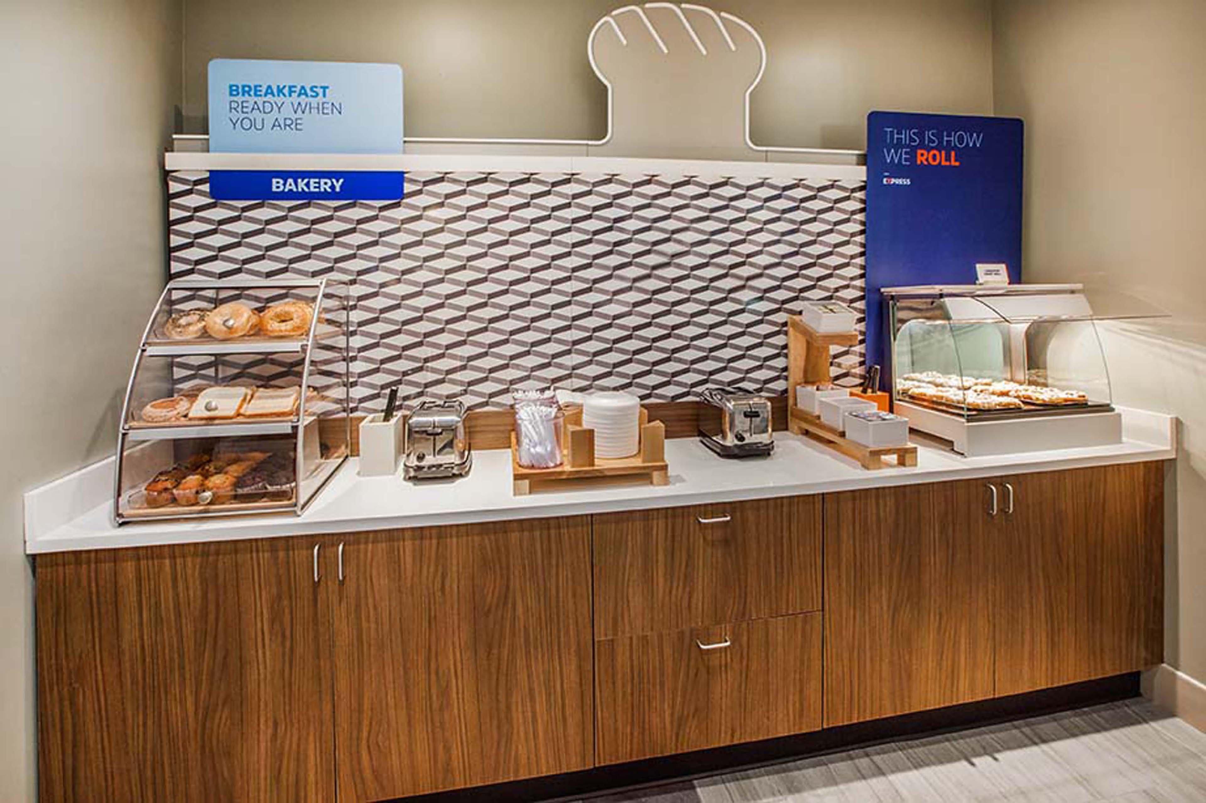 Holiday Inn Express Hotel & Suites Clute-Lake Jackson By Ihg Ngoại thất bức ảnh
