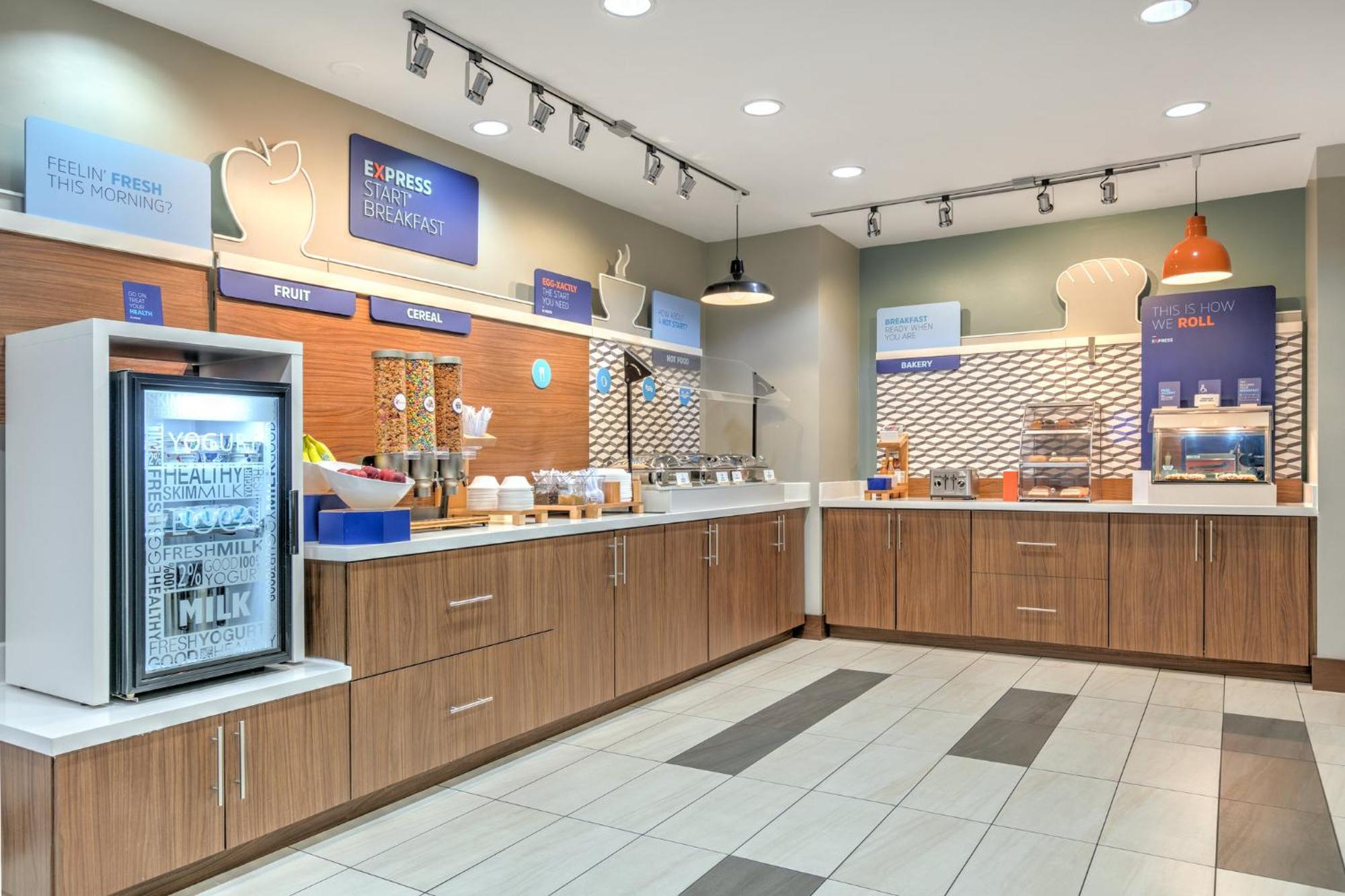 Holiday Inn Express Hotel & Suites Clute-Lake Jackson By Ihg Ngoại thất bức ảnh