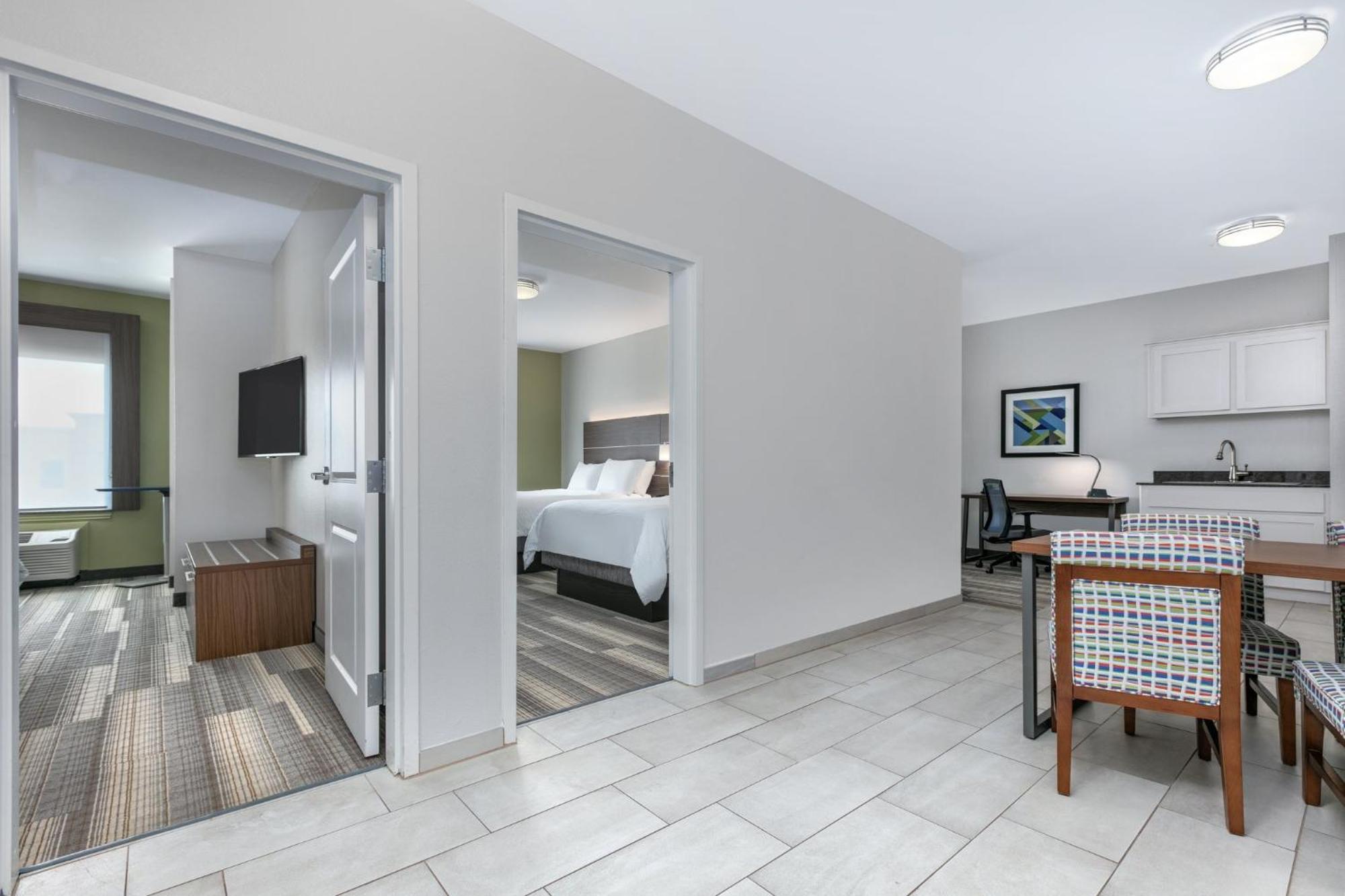 Holiday Inn Express Hotel & Suites Clute-Lake Jackson By Ihg Ngoại thất bức ảnh