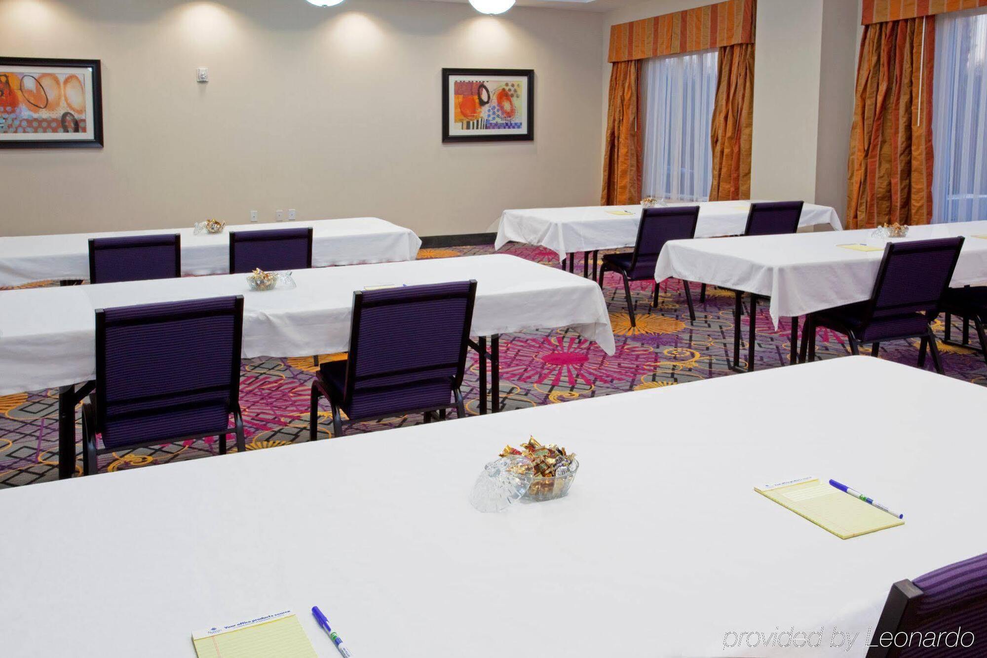 Holiday Inn Express Hotel & Suites Clute-Lake Jackson By Ihg Ngoại thất bức ảnh